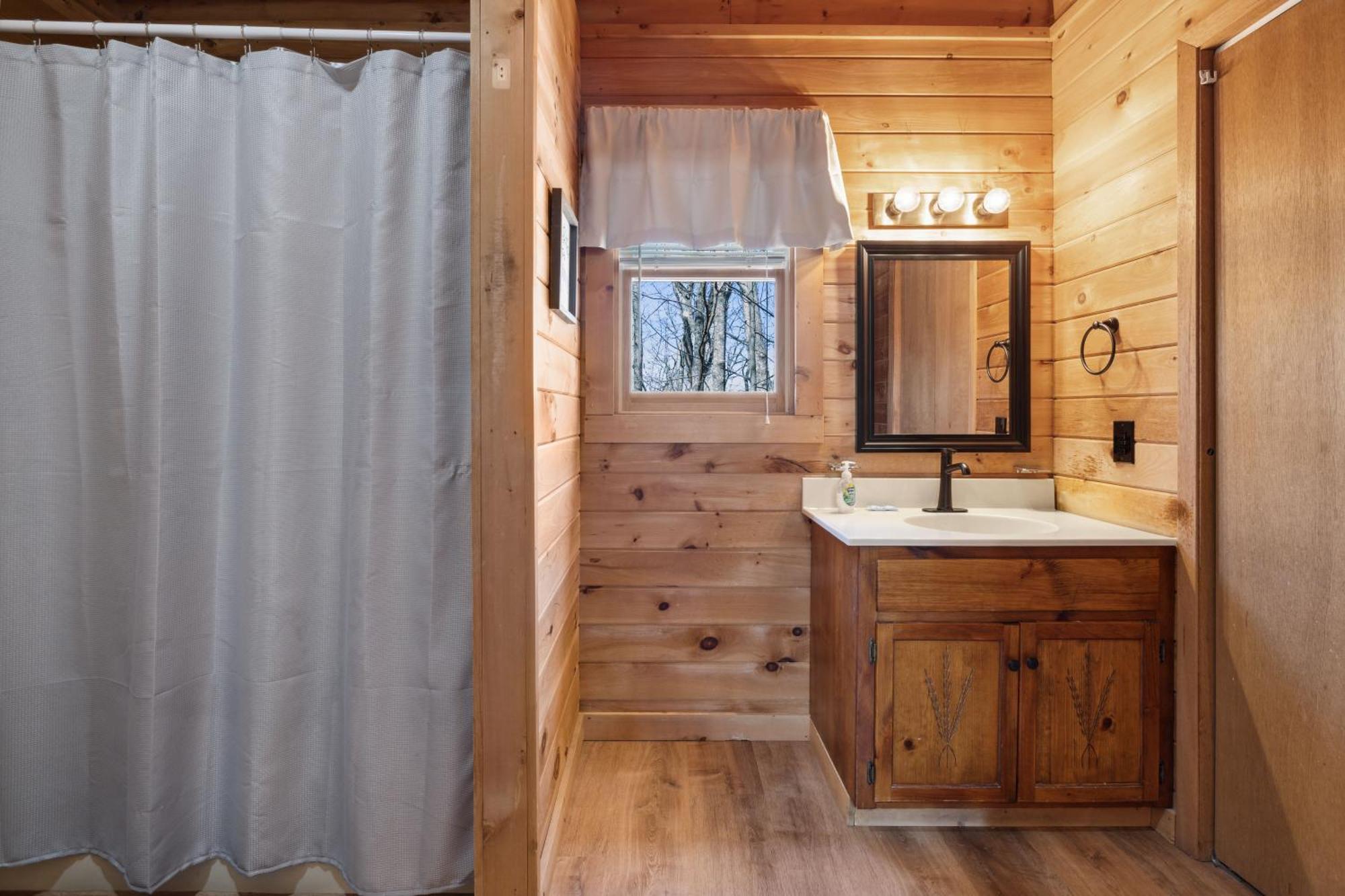 Cozy Family Friendly Cabin With Hot Tub, Near Gatlinburg, Pigeon Forge, Dollywood Sevierville Kültér fotó
